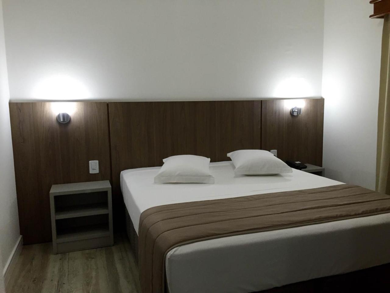 Hotel Romer 인다이아우 외부 사진